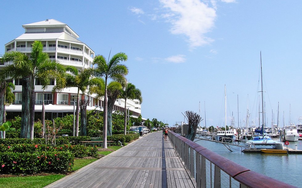 cairns-pier-view-in-queensland-australia